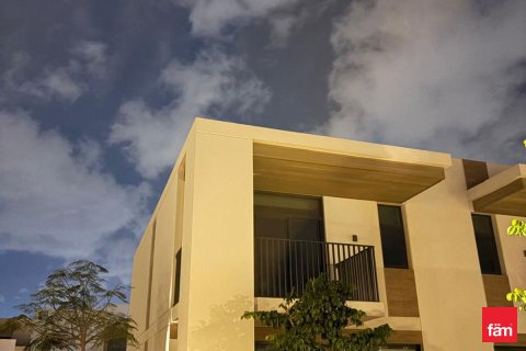 Villa itt: Dubai, EAE, 3 hálószoba, 127.6 m², azonosító: 708367 - fénykép 13