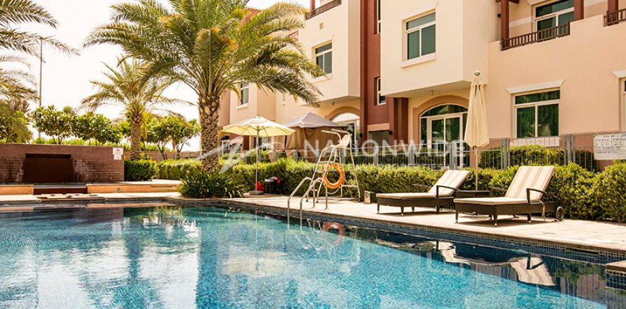 Apartmen di Abu Dhabi, UAE 1 bilik tidur, 92 meter persegi № 629840