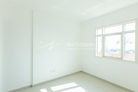 Apartmen di Abu Dhabi, UAE 1 bilik tidur, 92 meter persegi № 629840 - foto 5