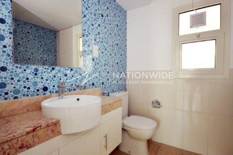 Apartmen di Abu Dhabi, UAE 1 bilik tidur, 92 meter persegi № 629840 - foto 6