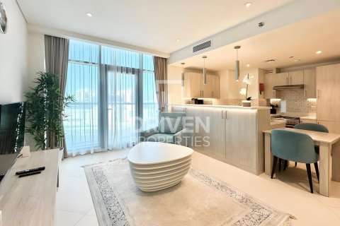 Appartamento in vendita a Palm Jumeirah, Dubai, EAU 1 camera da letto, 61.5 mq. № 756740 - foto 1