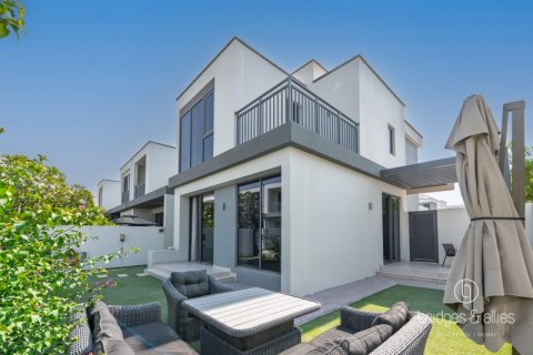 וילה למכירה ב Dubai Hills Estate, Dubai, איחוד האמירויות 4 חדרי שינה, 289.7 מ"ר, מספר 669162 - תמונה 1