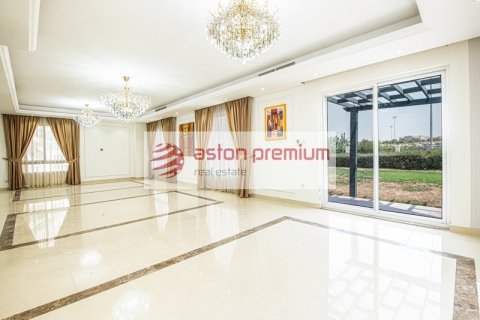 Villa til leje i Living Legends, Dubai, UAE 4 soveværelser, 903 kvm № 751500 - foto 8