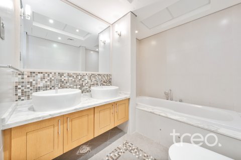 Villa zur Miete in Jumeirah Park, Dubai, VAE 3 Schlafzimmer, 327.67 m2 Nr. 733497 - Foto 17