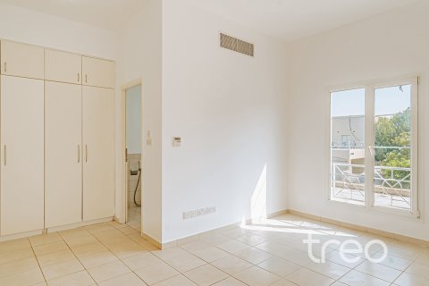 Vilă de închiriat în Meadows, Dubai, EAU 4 dormitoare, 313.55 mp.  №733498 - poză 15