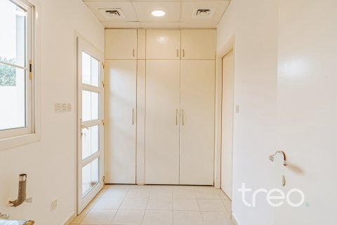Vilă de închiriat în Meadows, Dubai, EAU 4 dormitoare, 313.55 mp.  №733498 - poză 29