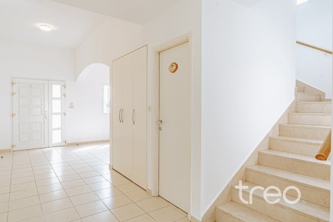 Vilă de închiriat în Meadows, Dubai, EAU 4 dormitoare, 313.55 mp.  №733498 - poză 4