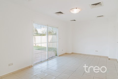 Vilă de închiriat în Meadows, Dubai, EAU 4 dormitoare, 313.55 mp.  №733498 - poză 8