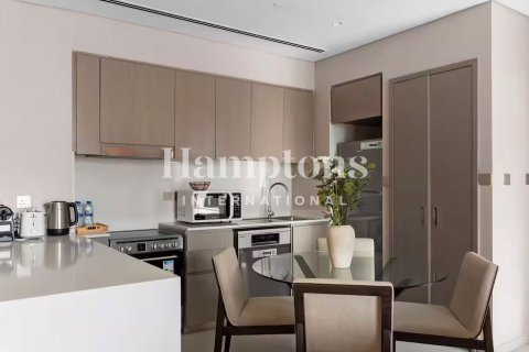 Apartmen di Palm Jumeirah, Dubai, UAE 1 bilik tidur, 74.78970209 meter persegi № 736006 - foto 11
