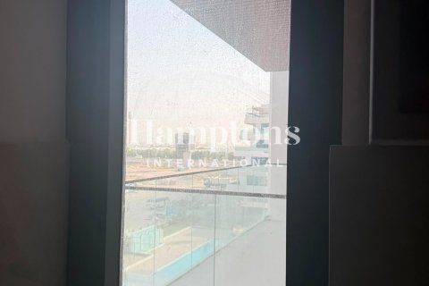 Apartment in Dubai Studio City, UAE 1 bedroom, 80.66953296 sq.m. № 736005 - photo 17
