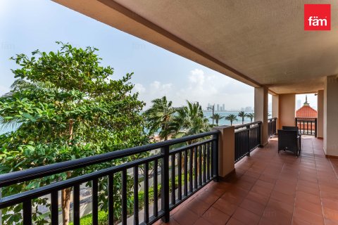 Palm Jumeirah, Dubai, UAE의 판매용 아파트 침실 2개, 170.6제곱미터 번호 678174 - 사진 5