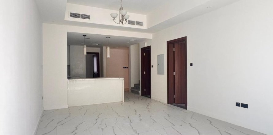 Villa à Dubai, EAU: 4 chambres, 191.4 m2 № 678201