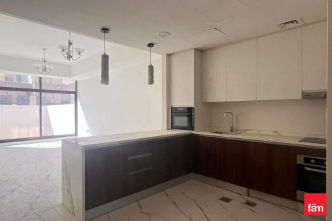 Villa itt: Dubai, EAE, 4 hálószoba, 293.8 m², azonosító: 678201 - fénykép 27