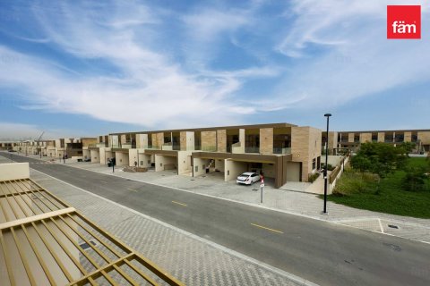 Villa itt: Dubai, EAE, 4 hálószoba, 293.8 m², azonosító: 678201 - fénykép 1