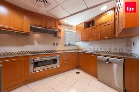Lägenhet till försäljning i Dubai Marina, Dubai, UAE 3 sovrum, 201.4 kvm Nr. 761025 - fotografi 28