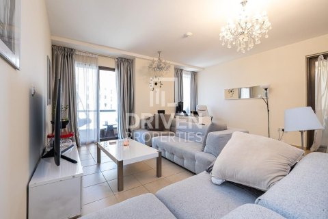 Apartmen di Jumeirah Beach Residence, Dubai, UAE 1 bilik tidur, 102.66 meter persegi № 756502 - foto 13