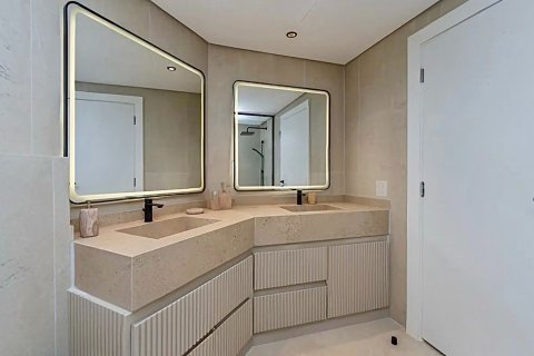 Apartemen di Jumeirah Beach Residence, Dubai, UEA 2 kamar tidur, 149.57383000 m2 nomor 686715 - foto 13