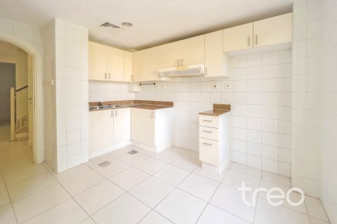 Villa à louer à The Springs, Dubai, EAU 2 chambres, 153.01 m2 № 761441 - photo 3