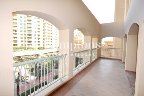 Apartment til leje i Palm Jumeirah, Dubai, UAE 3 soveværelser, 308.62376600 kvm № 754645 - foto 12