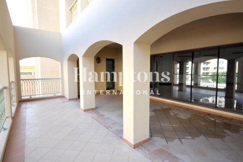Apartment til leje i Palm Jumeirah, Dubai, UAE 3 soveværelser, 308.62376600 kvm № 754645 - foto 11
