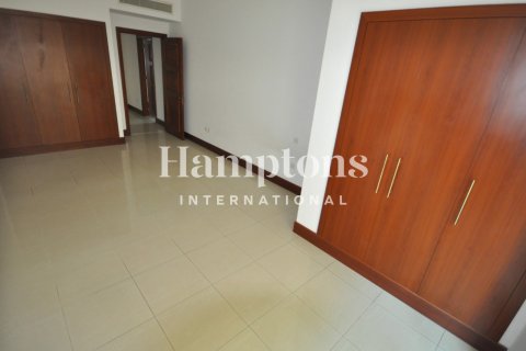 Apartment til leje i Palm Jumeirah, Dubai, UAE 3 soveværelser, 308.62376600 kvm № 754645 - foto 14