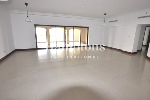 Apartment til leje i Palm Jumeirah, Dubai, UAE 3 soveværelser, 308.62376600 kvm № 754645 - foto 6