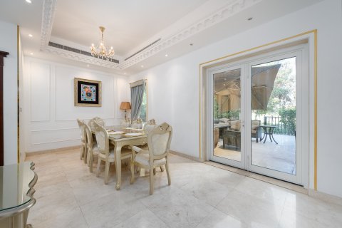 Vila v Jumeirah Islands, Dubai, SAE 4 ložnice, 818.68 m² Č.: 749402 - fotografie 14