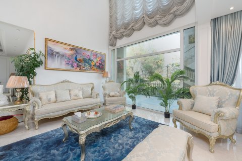 Vila v Jumeirah Islands, Dubai, SAE 4 ložnice, 818.68 m² Č.: 749402 - fotografie 10