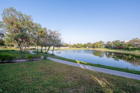 Vila v Jumeirah Islands, Dubai, SAE 4 ložnice, 818.68 m² Č.: 749402 - fotografie 4