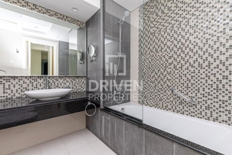 Apartmen di Downtown Dubai (Downtown Burj Dubai), Dubai, UAE 2 bilik tidur, 122.63 meter persegi № 746306 - foto 13