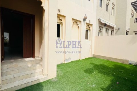 Al Hamra Village, Ras Al Khaimah, UAE의 임대용 빌라 침실 4개, 197제곱미터 번호 688150 - 사진 2