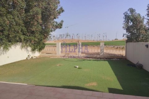 Vila u Al Hamra Village, Ras Al Khaimah, UAE 3 spavaćih soba, 197 m2 Br. 688149 - fotografija 2