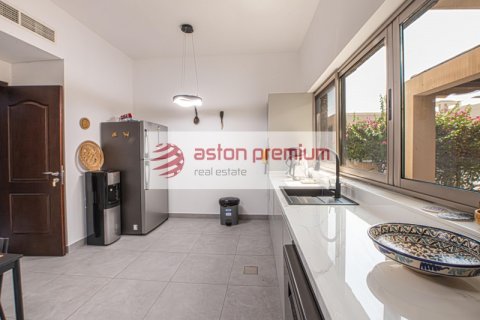 Rumah bandar di Meydan, Dubai, UAE 3 bilik tidur, 235 meter persegi № 688146 - foto 12