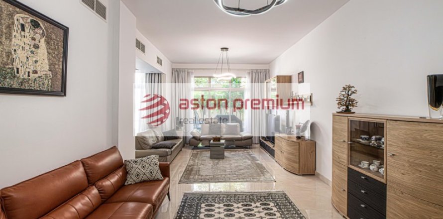 Rumah bandar di Meydan, Dubai, UAE 3 bilik tidur, 235 meter persegi № 688146