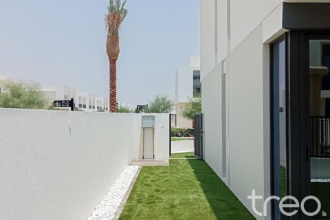 Townhouse in Town Square, Dubai, UAE 4 bedrooms, 210.33 sq.m. № 741078 - photo 8