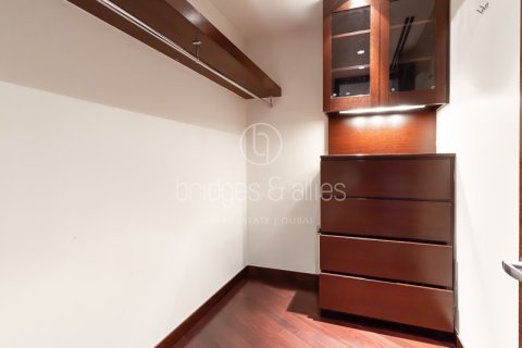 Apartament në Downtown Dubai (Downtown Burj Dubai), Emiratet e Bashkuara Arabe 2 dhoma gjumi, 189.3 m2. № 669245 - Foto 10