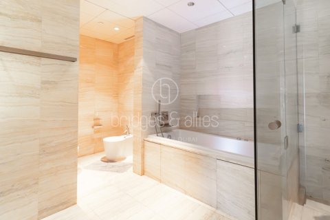 Apartament në Downtown Dubai (Downtown Burj Dubai), Emiratet e Bashkuara Arabe 2 dhoma gjumi, 189.3 m2. № 669245 - Foto 18