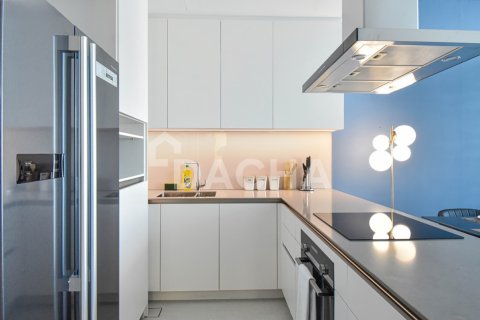 Müüa korter asukohaga Jumeirah Beach Residence, Dubai, AÜE: 2 magamistoaga, 105 m² Nr 717740 - pilt 2