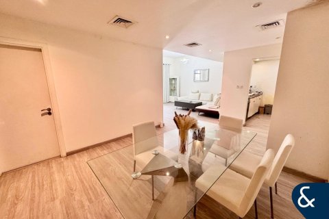 Appartement te koop in Greens, Dubai, VAE 3 slaapkamers, 155 vr.m., nr 666388 - foto 21