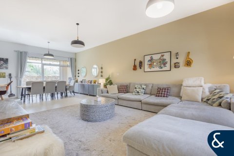 Apartman u Greens, Dubai, UAE 2 spavaćih soba, 146 m2 Br. 666387 - fotografija 2