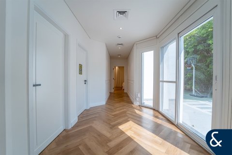 Villa te koop in Motor City, Dubai, VAE 4 slaapkamers, 399 vr.m., nr 666393 - foto 13