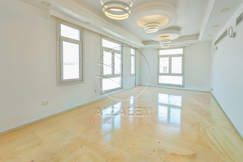 Villa te huur in Abu Dhabi, VAE 10 slaapkamers, 800 vr.m., nr 662944 - foto 4