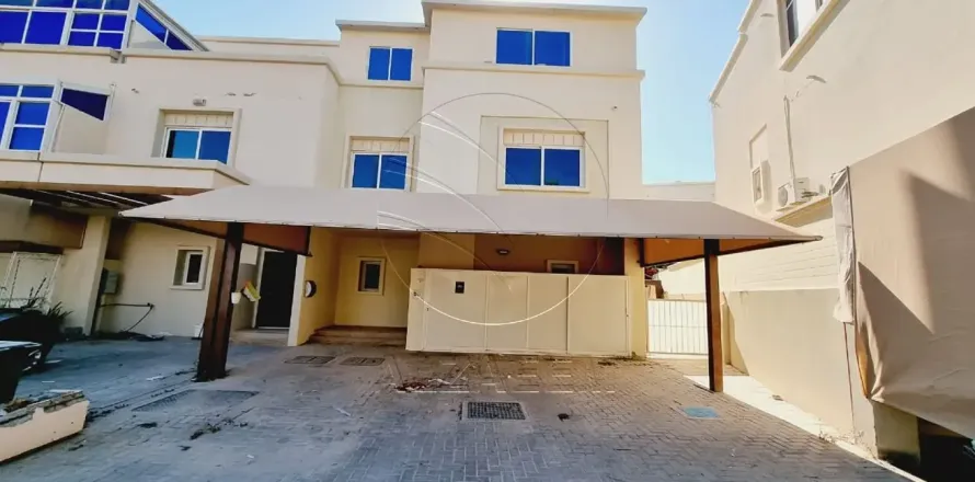 Villa itt: Abu Dhabi, EAE, 5 hálószoba, 273 m², azonosító: 662940