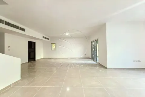 Villa itt: Abu Dhabi, EAE, 5 hálószoba, 273 m², azonosító: 662940 - fénykép 3
