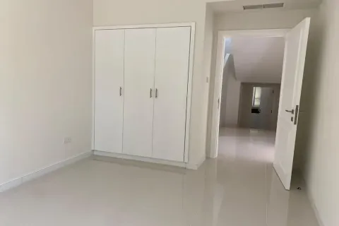 Villa in affitto a Dubai, EAU 4 camere da letto, 3349 mq. № 662943 - foto 12