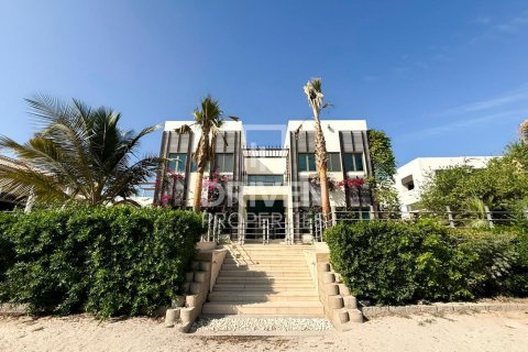 Vila v Palm Jumeirah, Dubai, SAE 6 ložnice, 1245.37 m² Č.: 757019