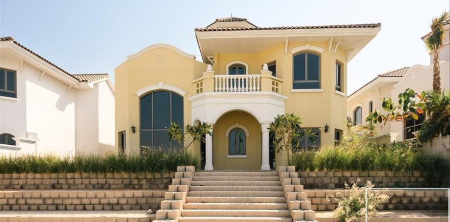 Vilă în Palm Jumeirah, Dubai, EAU 5 dormitoare, 622 mp. №642029