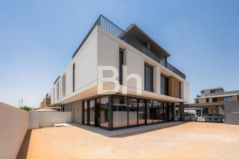 Kuća u nizu u gradu Arabian Ranches 3, Dubai, UAE 4 spavaće sobe, 302 m2 Br. 642466 - Slika 1