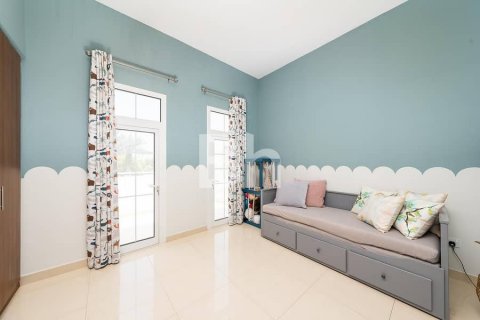 Vila u Mudon, Dubai, UAE 3 spavaćih soba, 387 m2 Br. 642463 - fotografija 7