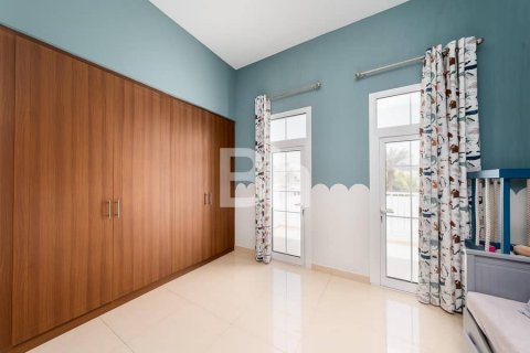 Vila u Mudon, Dubai, UAE 3 spavaćih soba, 387 m2 Br. 642463 - fotografija 6